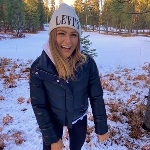 Meet your Posher, Chelsey